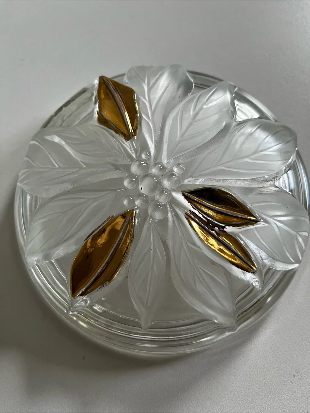 VTG Studio Nova Japan  Golden Poinsettia Round covered crystal Trinket,candy Box